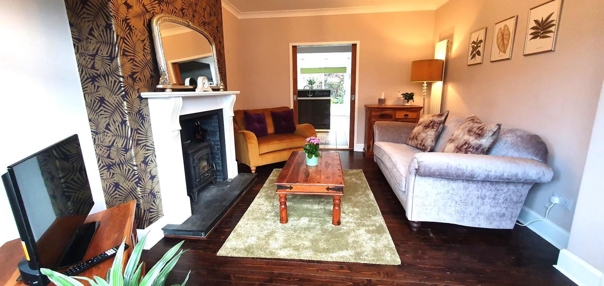 2 Bed House Free Parking Near Murrayfield Stadium Edinburgh